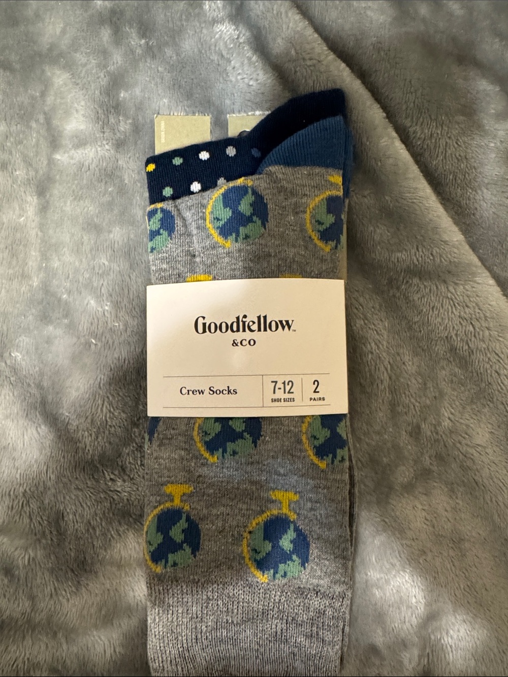 Goodfellow & Co Grey Crew Socks with Blue and Yellow Globe Accents - 2 Pack